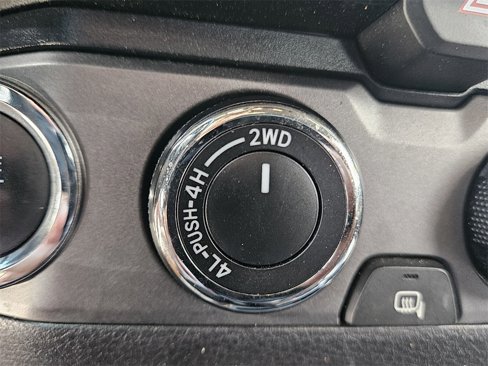 Used 2018 Toyota Tacoma TRD Sport image 30