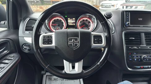 Used 2019 Dodge Grand Caravan GT image 26