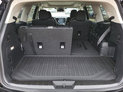 New 2025 Subaru Ascent Onyx Edition image 8