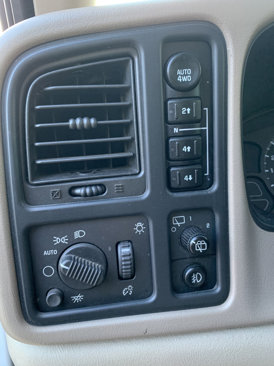 Used 2004 Chevrolet Tahoe Z71 w/ Z71 Preferred Equipment Group image 16