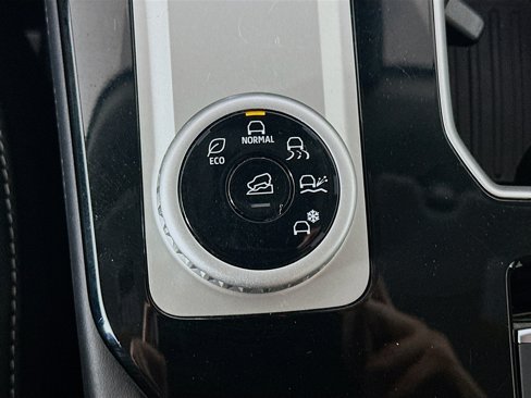 Used 2025 Mitsubishi Outlander ES image 26