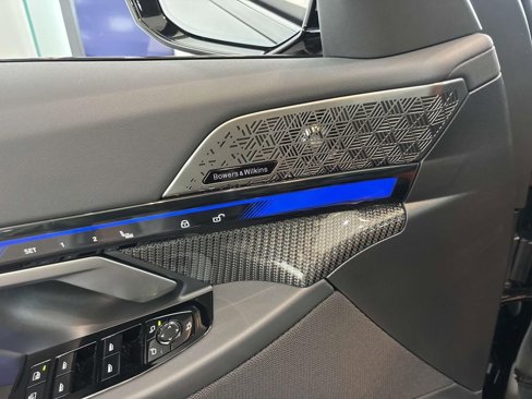 New 2026 BMW M5 w/ Executive Package image 11