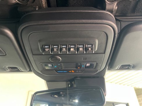 Used 2023 Ford Bronco Outer Banks image 31