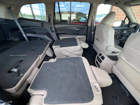 Used 2020 Honda Pilot Touring image 19
