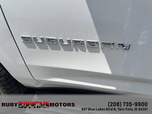 Used 2021 Chevrolet Suburban High Country w/ Premium Package image 19