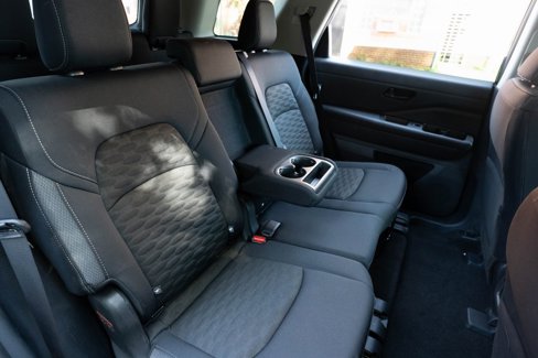 Used 2024 Nissan Pathfinder SV image 16