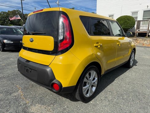 Used 2014 Kia Soul + image 7
