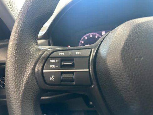 Used 2023 Honda Accord EX image 41