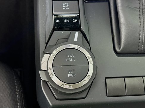 Used 2024 Toyota Tacoma SR5 image 26