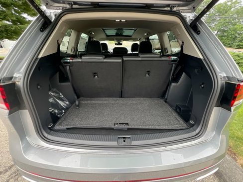 New 2025 Volkswagen Atlas SEL Premium R-Line image 24