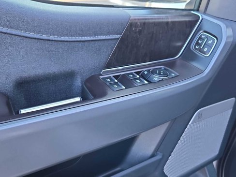 Used 2023 Ford F150 Lariat image 36