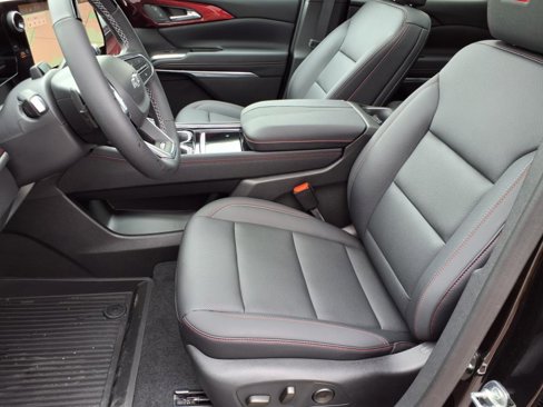 New 2025 Chevrolet Traverse Z71 w/ Enhanced Driving Package image 14