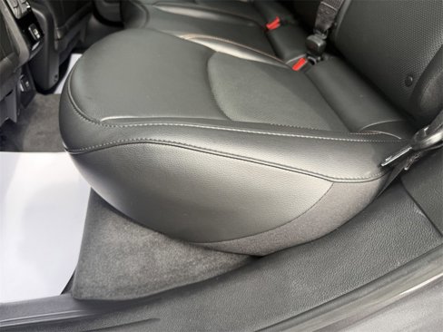 Certified 2022 Jeep Compass Limited image 30