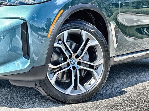 New 2026 BMW X5 xDrive40i w/ Premium Package image 14