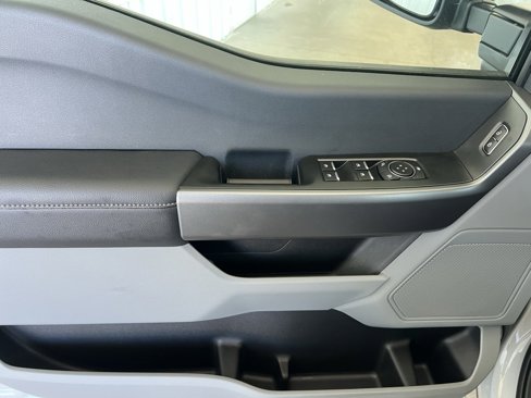 New 2026 Ford F250 4x4 Crew Cab Super Duty image 8
