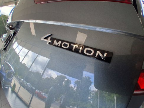 Used 2022 Volkswagen Tiguan SE image 28