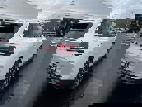 New 2026 BMW X3 xDrive30 w/ Premium Package image 9