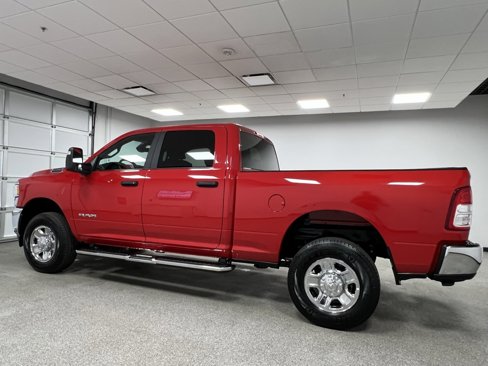 Used 2024 RAM 2500 Big Horn w/ Bed Utility Group image 8