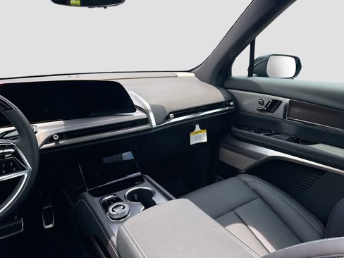 New 2026 Cadillac Vistiq Luxury image 25