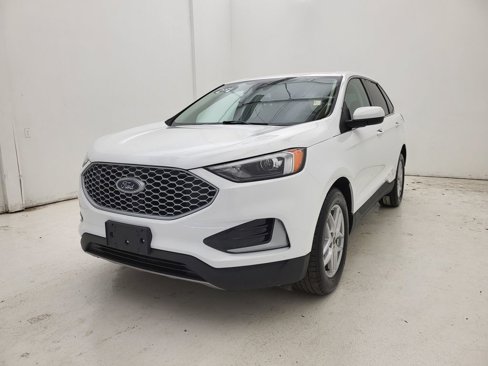 Used 2024 Ford Edge SEL image 19