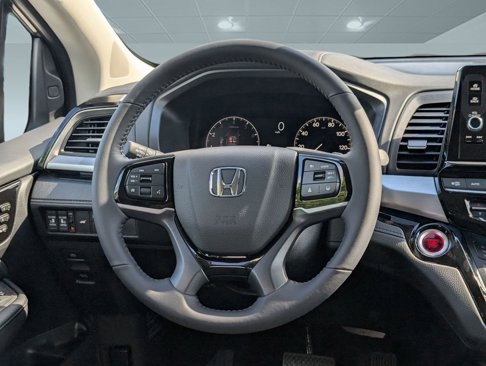New 2026 Honda Odyssey Touring image 17