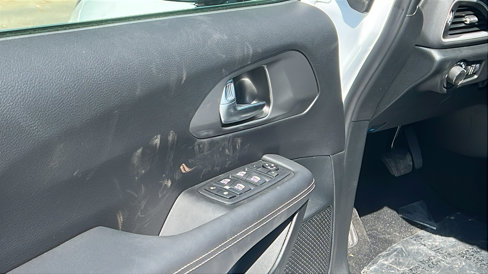 New 2026 Chrysler Voyager LX image 15