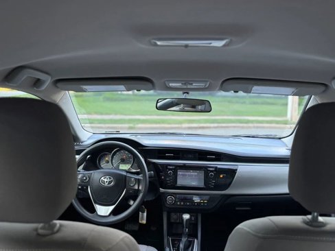 Used 2015 Toyota Corolla L image 18