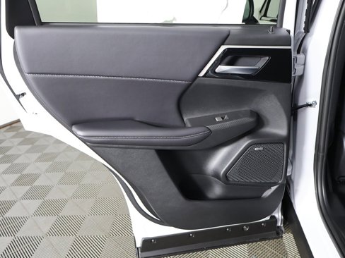 New 2025 Mitsubishi Outlander Trail Edition image 28