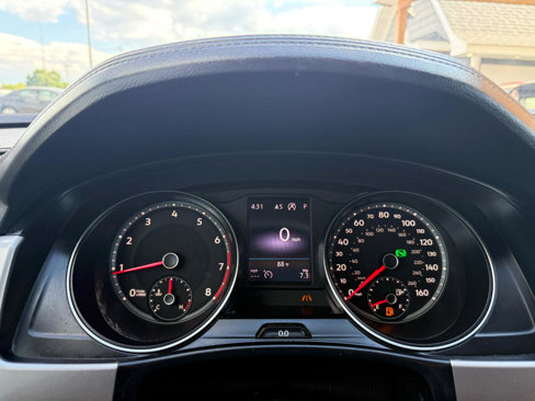 Used 2018 Volkswagen Atlas SE w/ R-Line Package image 31