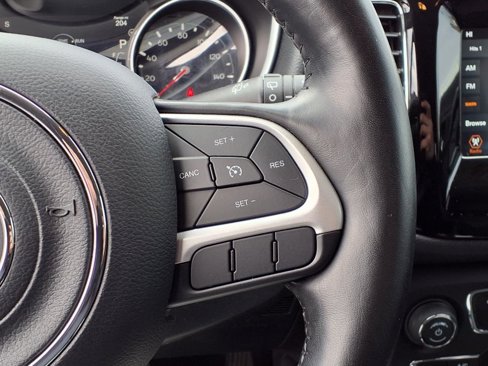 Used 2019 Jeep Compass Altitude image 19