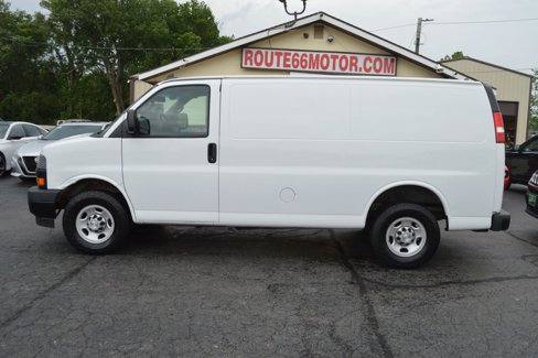 Used 2021 Chevrolet Express 2500 w/ Driver Convenience Package image 3