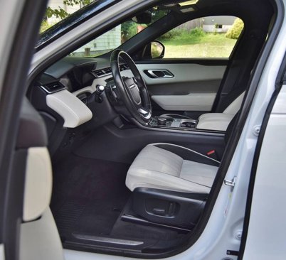 Used 2019 Land Rover Range Rover Velar S image 18