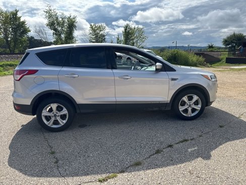 Used 2015 Ford Escape SE image 6