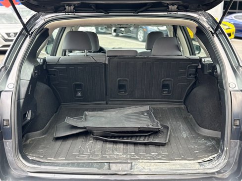 Used 2019 Subaru Outback 2.5i image 12