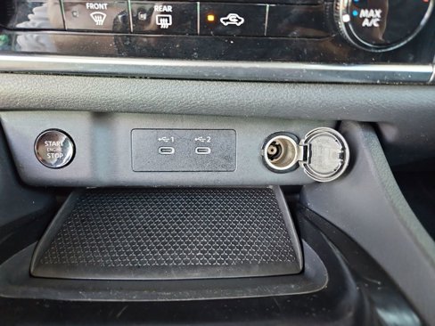 Used 2024 Nissan Rogue S image 19