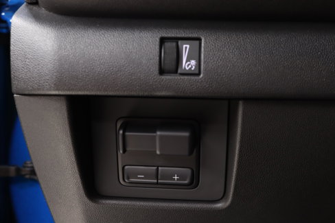 Used 2023 Chevrolet Colorado Trail Boss w/ Advanced Trailering Package image 55