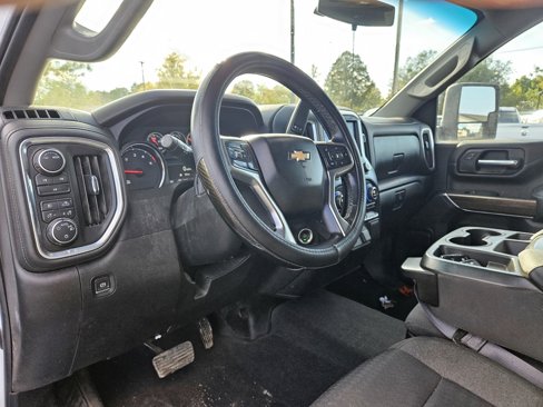 Used 2023 Chevrolet Silverado 2500 LT w/ Convenience Package image 11