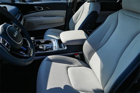 New 2026 Kia Carnival SX Prestige image 16