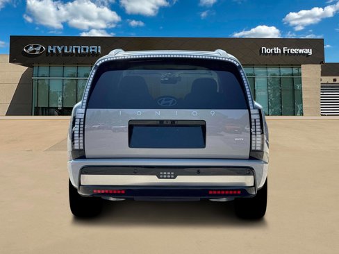 New 2026 Hyundai Ioniq 9 Calligraphy image 6