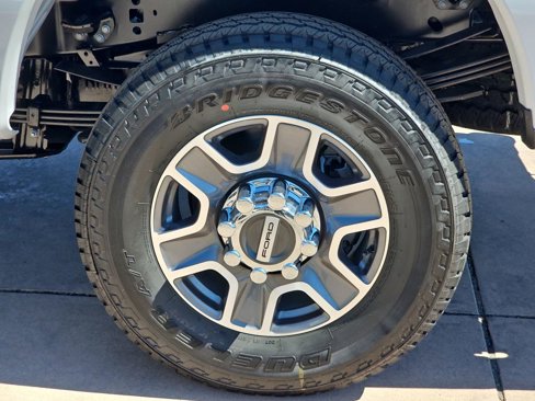 New 2026 Ford F350 4x4 Crew Cab Super Duty image 38