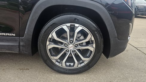 Used 2021 GMC Terrain SLT image 16