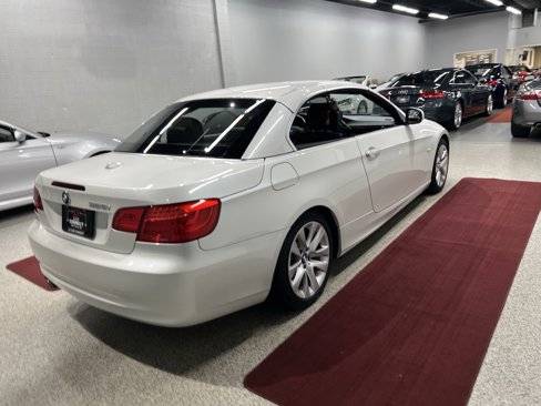 Used 2012 BMW 328i Convertible image 43