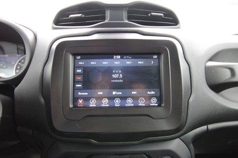 Used 2021 Jeep Renegade Latitude w/ Convenience Group image 15