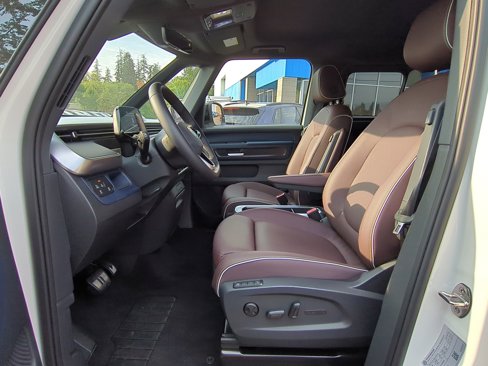 New 2025 Volkswagen ID. Buzz Pro S image 13