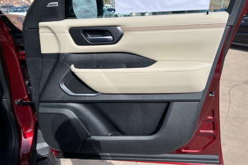 New 2025 Nissan Armada Platinum image 24