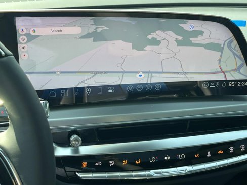 New 2026 Cadillac Lyriq Luxury image 24