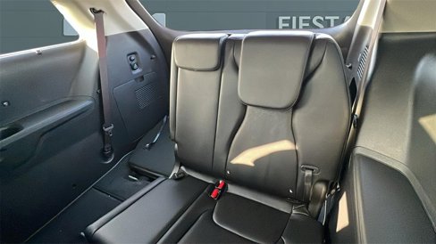 New 2026 Kia Carnival SX image 16