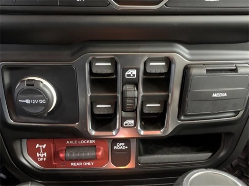 Certified 2021 Jeep Gladiator Mojave image 32
