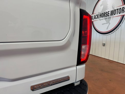 Used 2021 GMC Sierra 1500 Elevation image 40