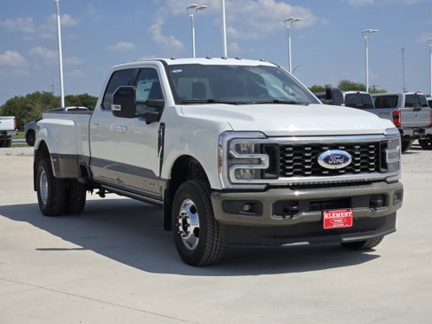 New 2026 Ford F350 King Ranch w/ FX4 Off-Road Package image 2